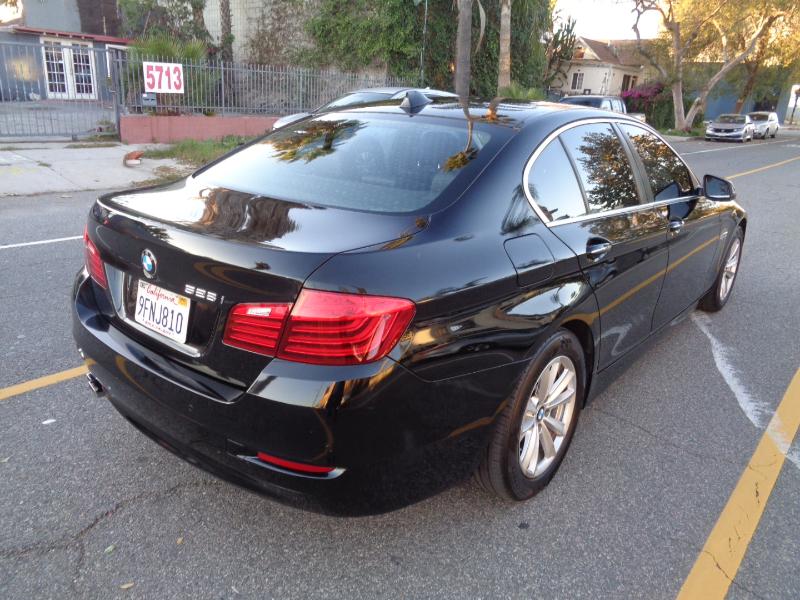 BMW 5-Series 528i 2015