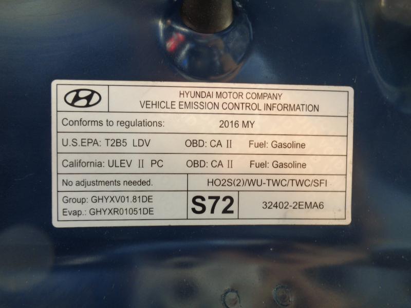 Hyundai Elantra SE 6AT 2016