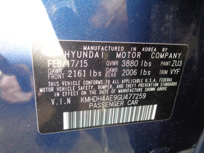 Hyundai Elantra SE 6AT 2016