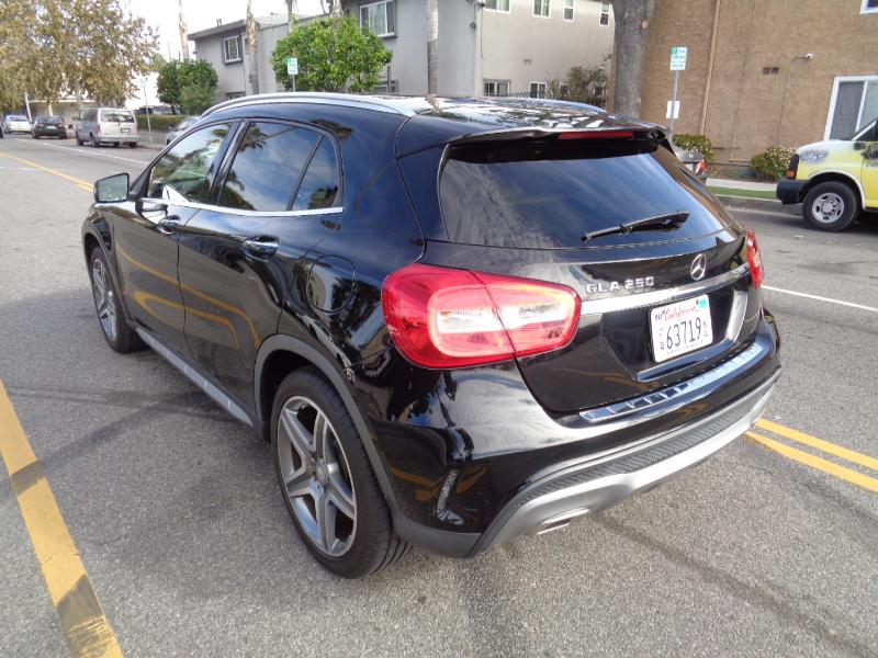 Mercedes-Benz GLA-Class GLA250 2015