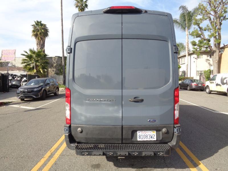 Ford Transit 250 Van High Roof w/Sliding Pass. 148-in. WB EL 2019