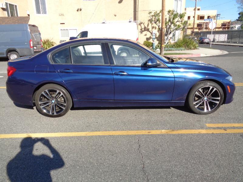 BMW 3-Series 330i SULEV Sedan 2018