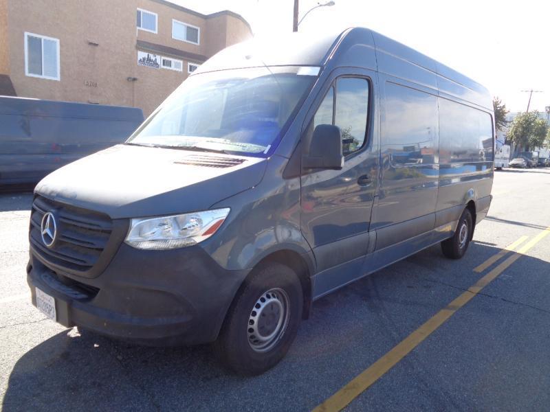 Mercedes-Benz Sprinter 3500 Wagon High Roof 170-in. WB 2019