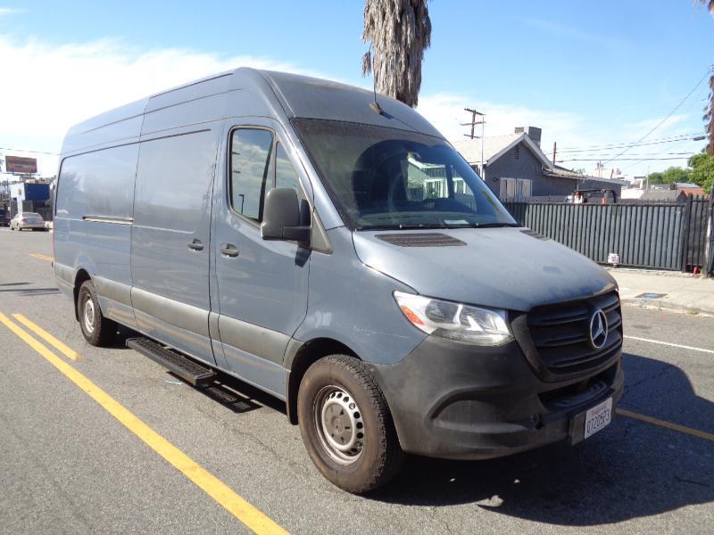 Mercedes-Benz Sprinter 3500 Wagon High Roof 170-in. WB 2019