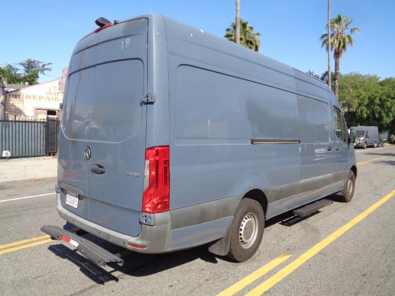 Mercedes-Benz Sprinter 3500 Wagon High Roof 170-in. WB 2019