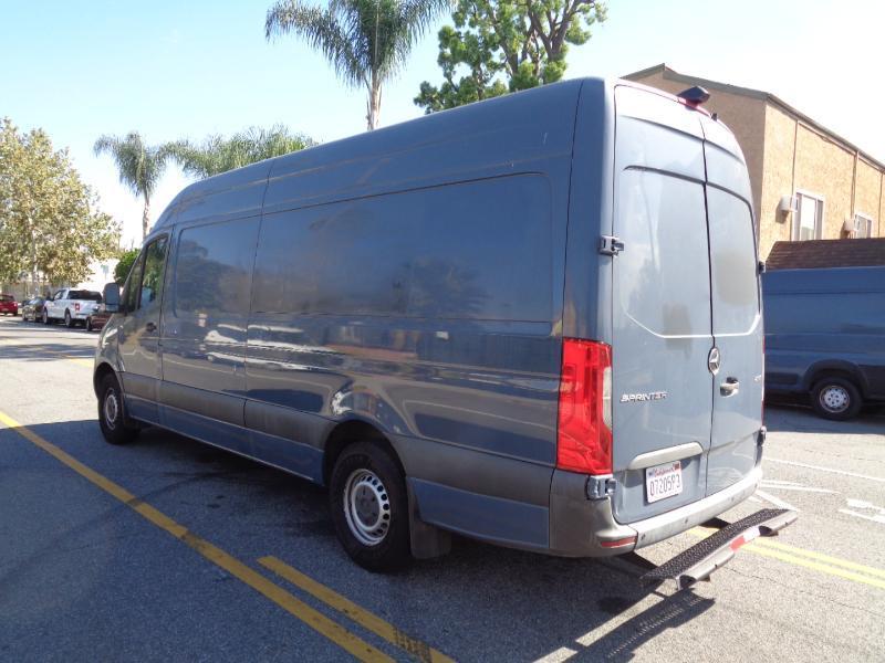 Mercedes-Benz Sprinter 3500 Wagon High Roof 170-in. WB 2019