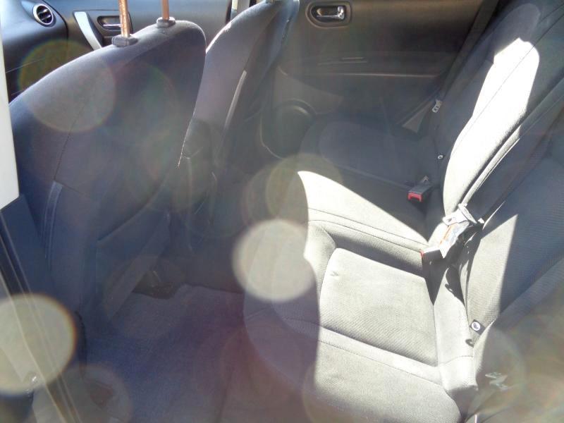 Nissan Rogue S FWD Krom Edition 2012