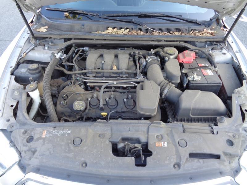 Ford Taurus Limited FWD 2017