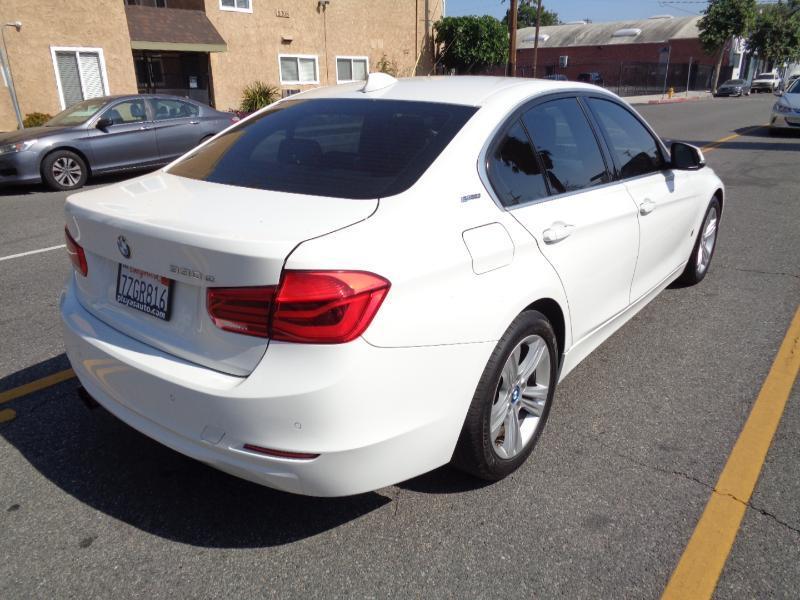BMW 3-Series 330e iPerformance Sedan 2017