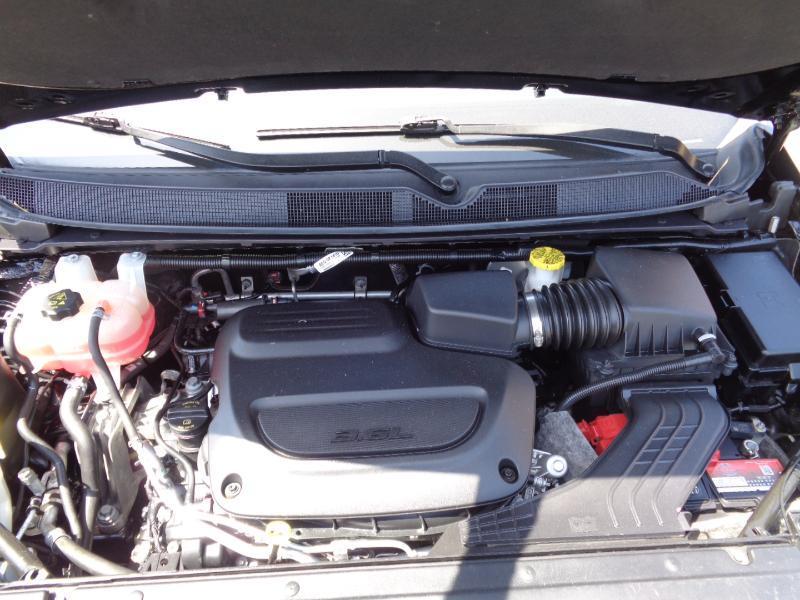 Chrysler Pacifica Touring FWD 2025