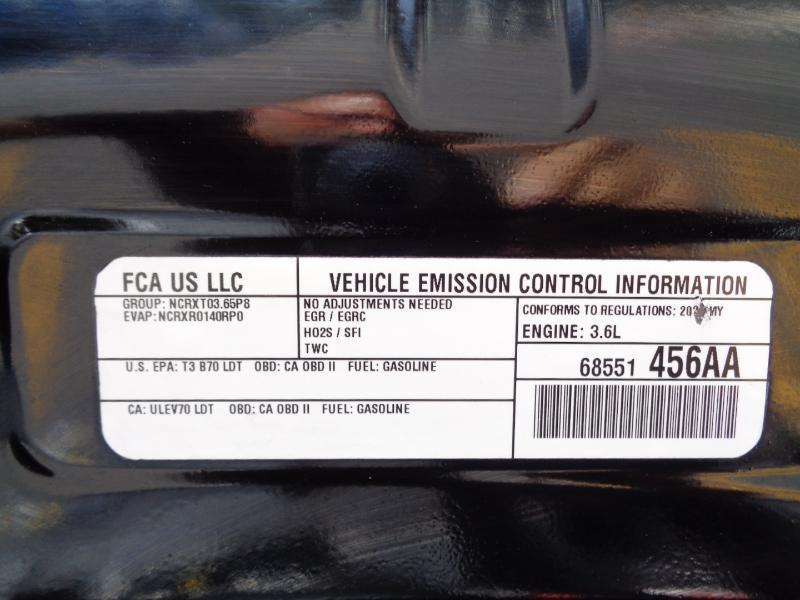 Chrysler Pacifica Touring FWD 2025