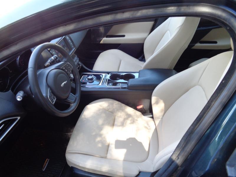 Jaguar XE 35t Premium 2017