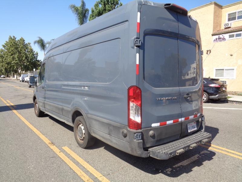 Ford Transit 250 Van High Roof w/Sliding Pass. 148-in. WB EL 2019