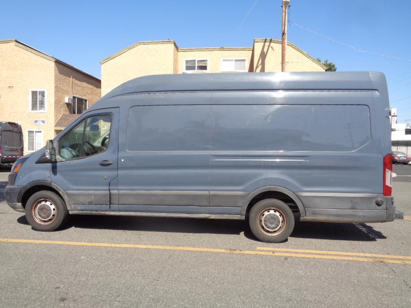 Ford Transit 250 Van High Roof w/Sliding Pass. 148-in. WB EL 2019