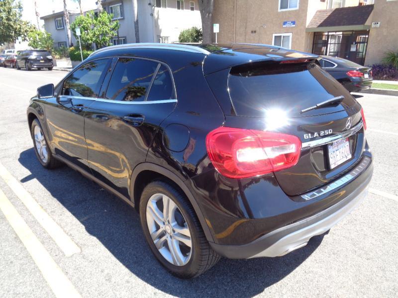 Mercedes-Benz GLA-Class GLA250 2015