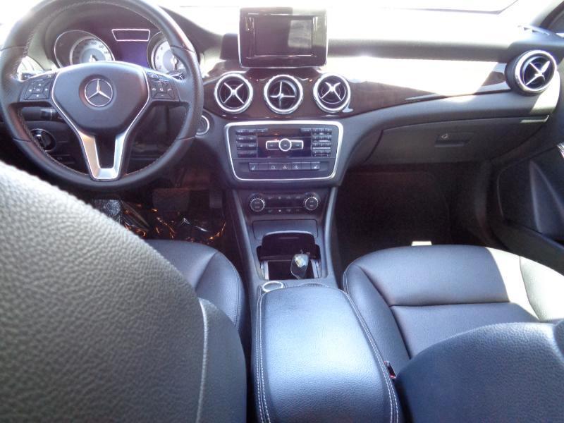 Mercedes-Benz GLA-Class GLA250 2015