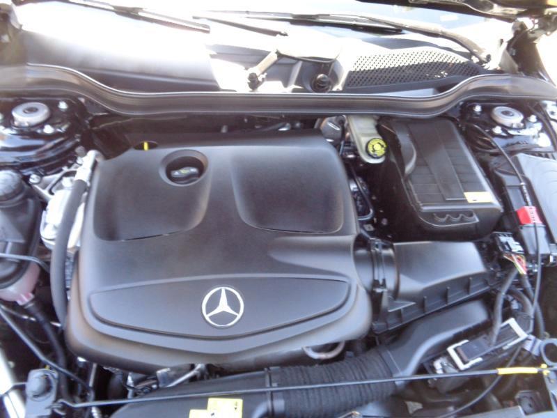 Mercedes-Benz GLA-Class GLA250 2015