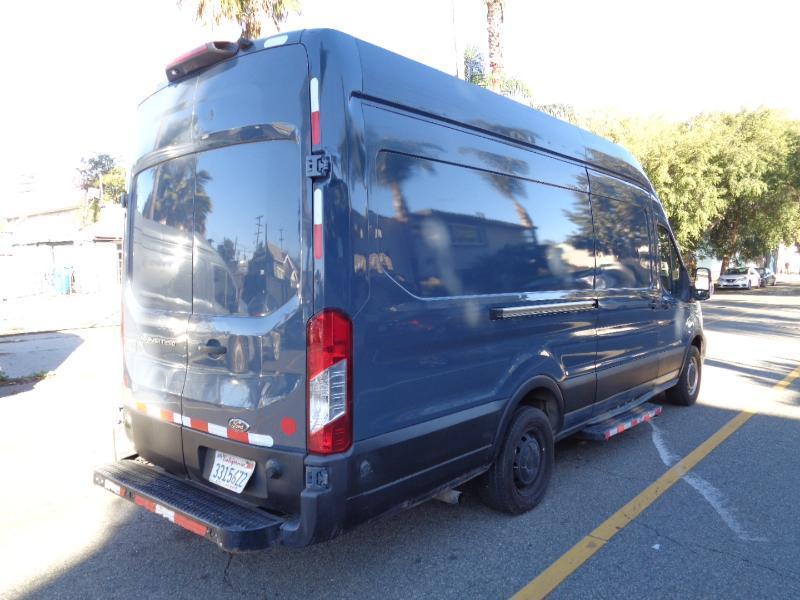 Ford Transit 250 Van High Roof w/Sliding Pass. 148-in. WB EL 2020