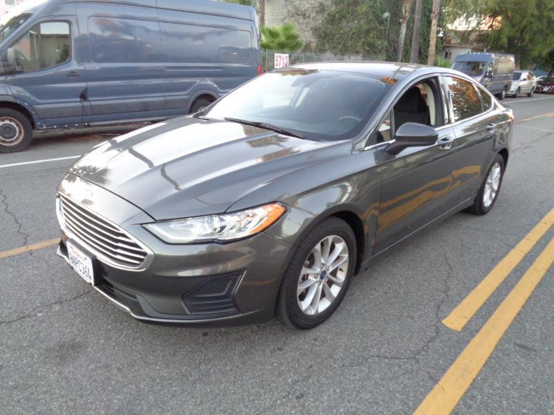 Ford Fusion SE 2020