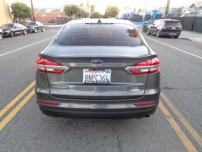Ford Fusion SE 2020