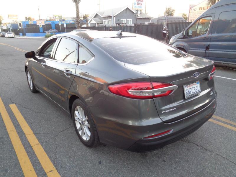 Ford Fusion SE 2020