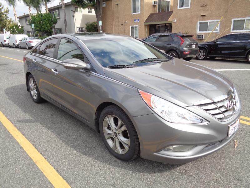 Hyundai Sonata Limited Auto 2011