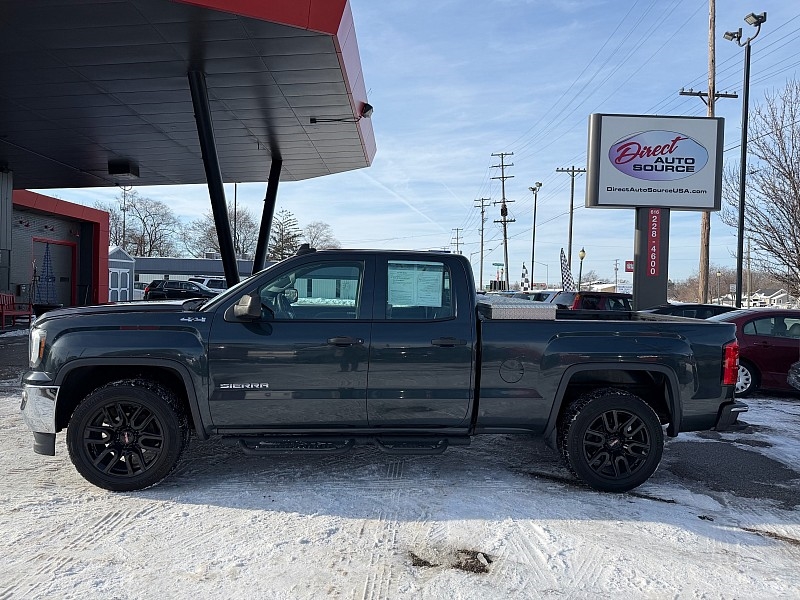 2017 GMC Sierra 1500 Base Double Cab 4WD