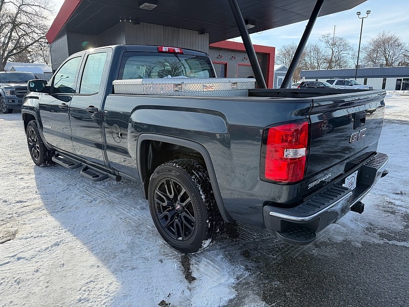 GMC Sierra 1500 Base Double Cab 4WD 2017