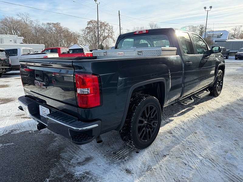 GMC Sierra 1500 Base Double Cab 4WD 2017