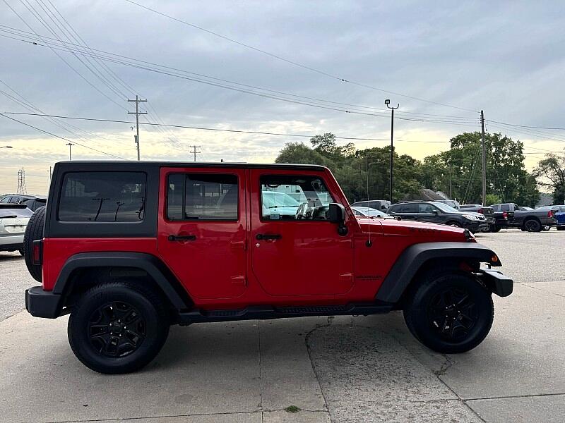 2015 Jeep Wrangler Unlimited Sport photo 4