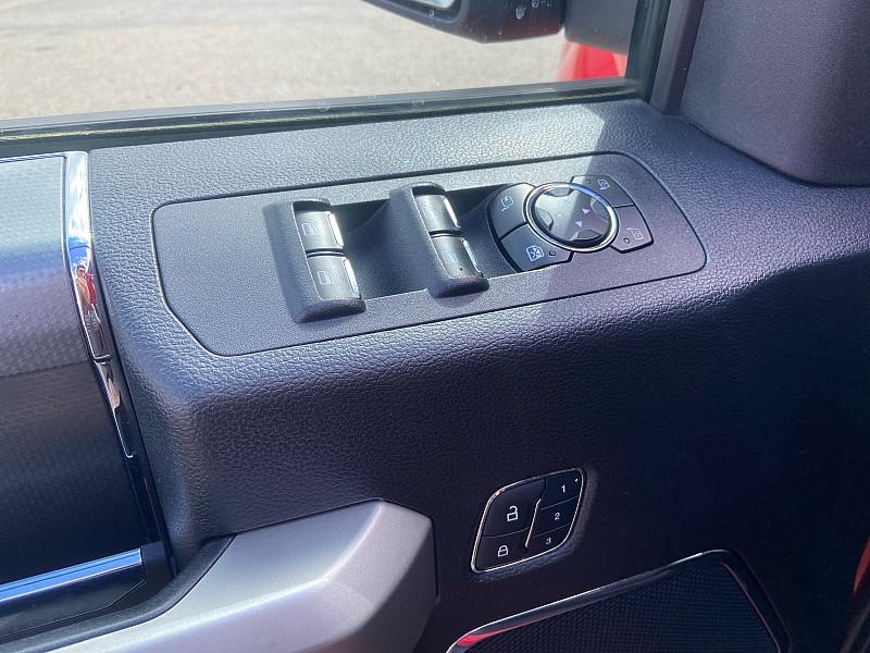 Ford F-150 Lariat SuperCab 8-ft. 4WD 2015