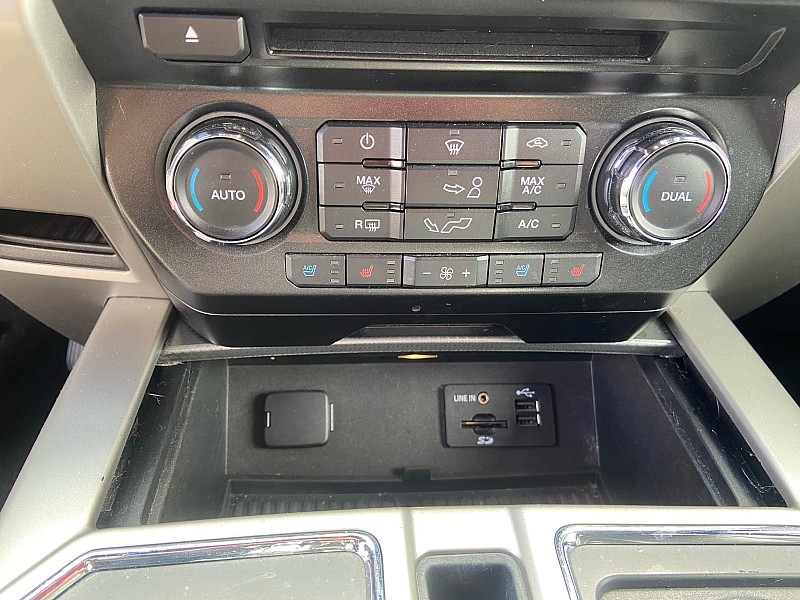 Ford F-150 Lariat SuperCab 8-ft. 4WD 2015