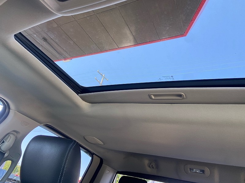 RAM 1500 Laramie Crew Cab SWB 4WD 2017