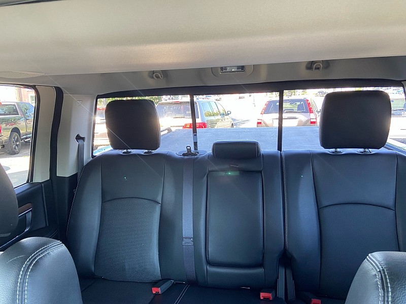 RAM 1500 Laramie Crew Cab SWB 4WD 2017