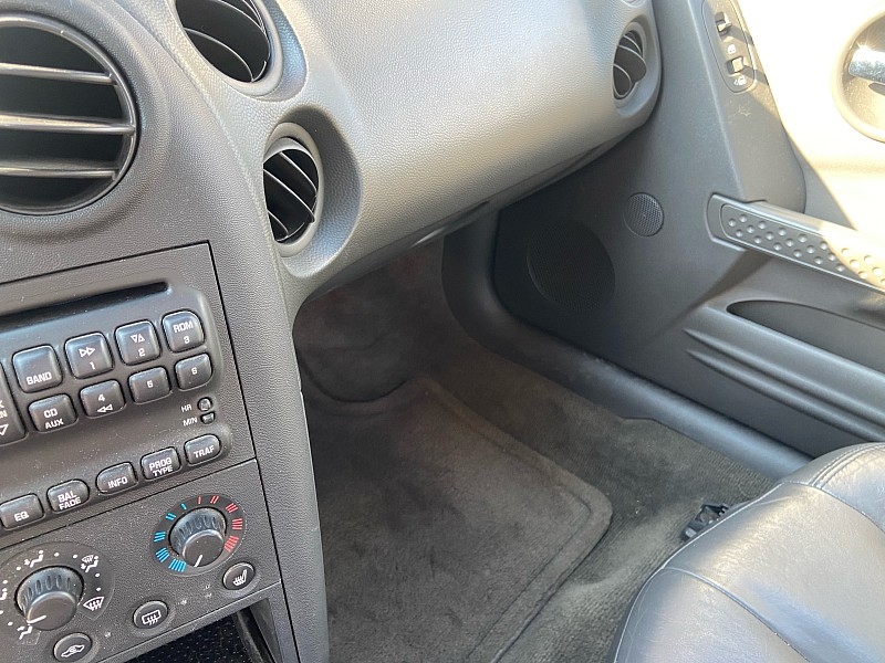 Pontiac Grand Prix GT2 2005 Pontiac Grand Prix GT2 2005