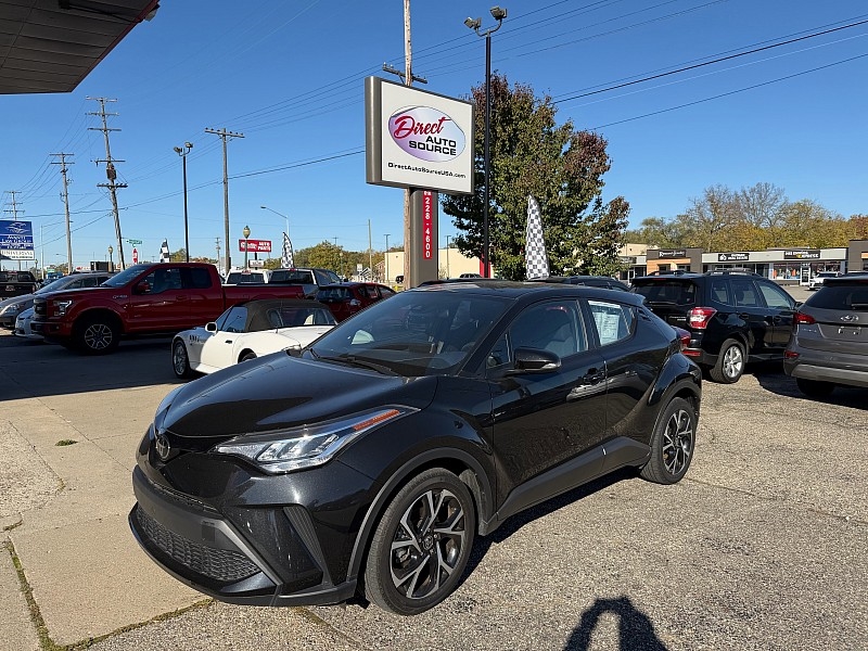Toyota C-HR XLE 2022 Toyota C-HR XLE 2022