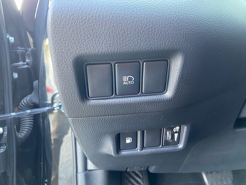 Toyota C-HR XLE 2022 Toyota C-HR XLE 2022