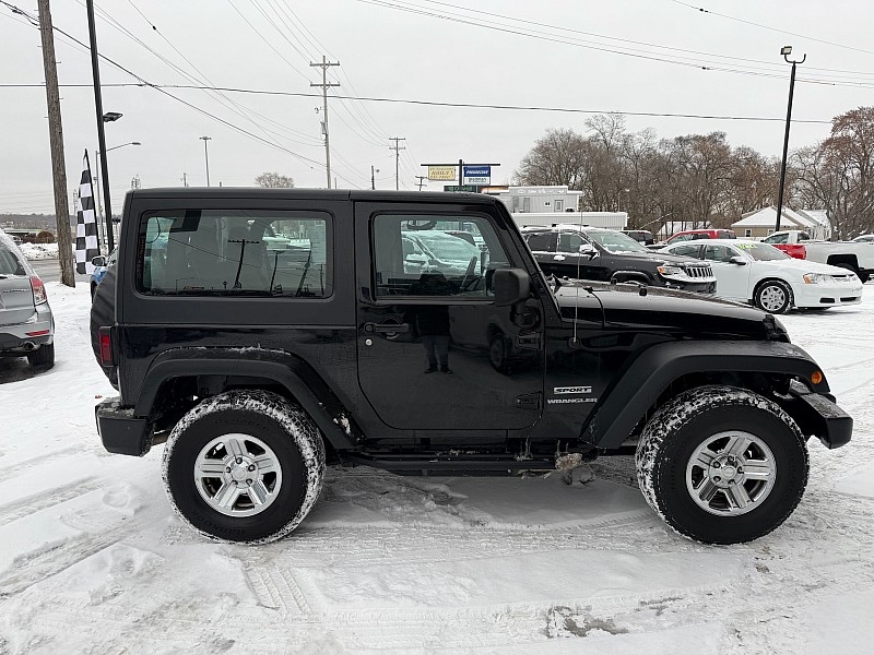 Jeep Wrangler Sport 4WD 2012