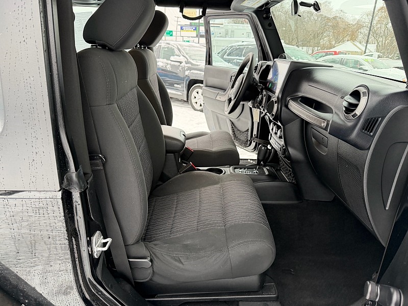 Jeep Wrangler Sport 4WD 2012