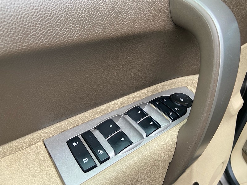 Chevrolet Silverado 1500 LT Crew Cab 4WD 2012