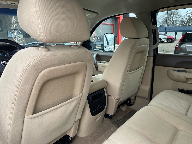 Chevrolet Silverado 1500 LT Crew Cab 4WD 2012