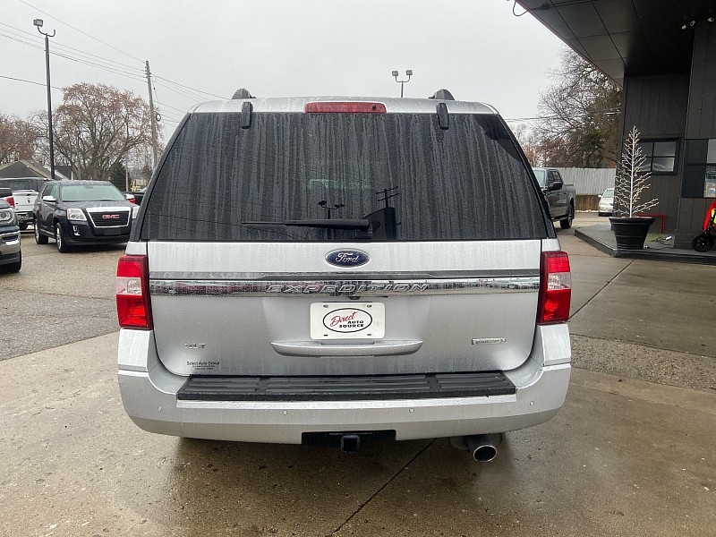Ford Expedition XLT 4WD 2017