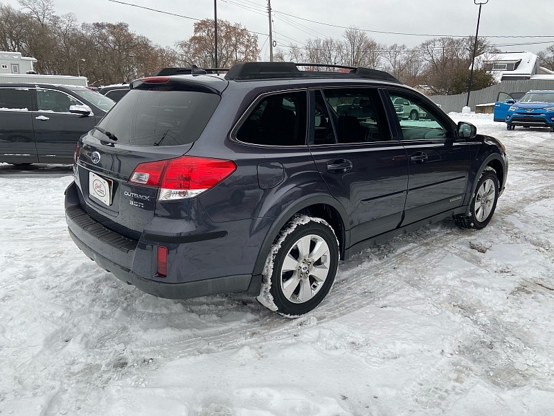 Subaru Outback 3.6R Limited 2012