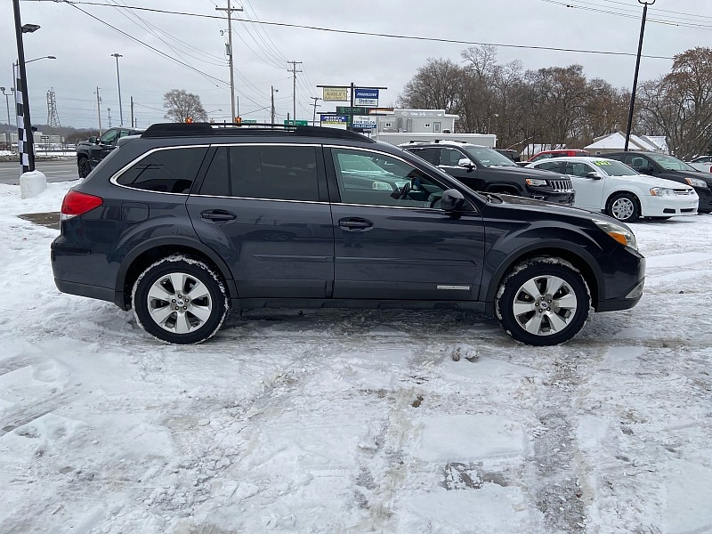 Subaru Outback 3.6R Limited 2012