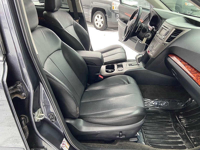 Subaru Outback 3.6R Limited 2012