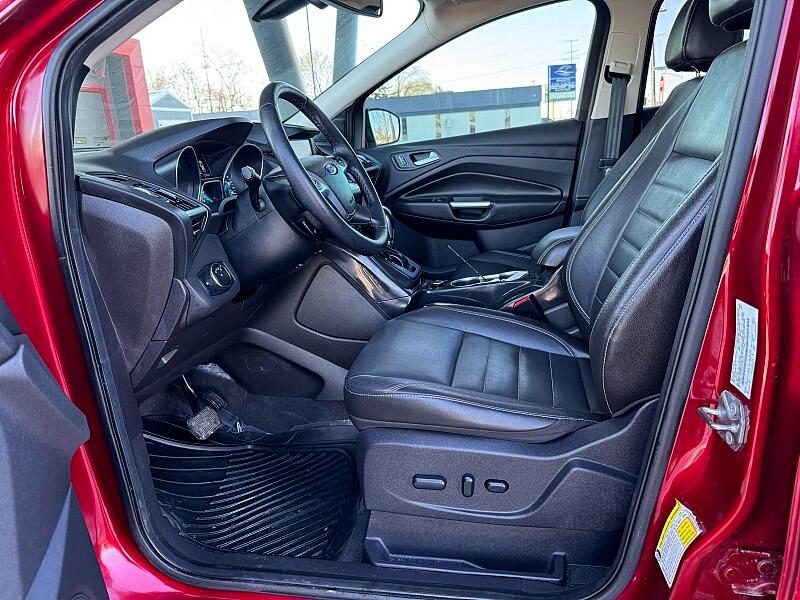 Ford Escape Titanium 4WD 2014