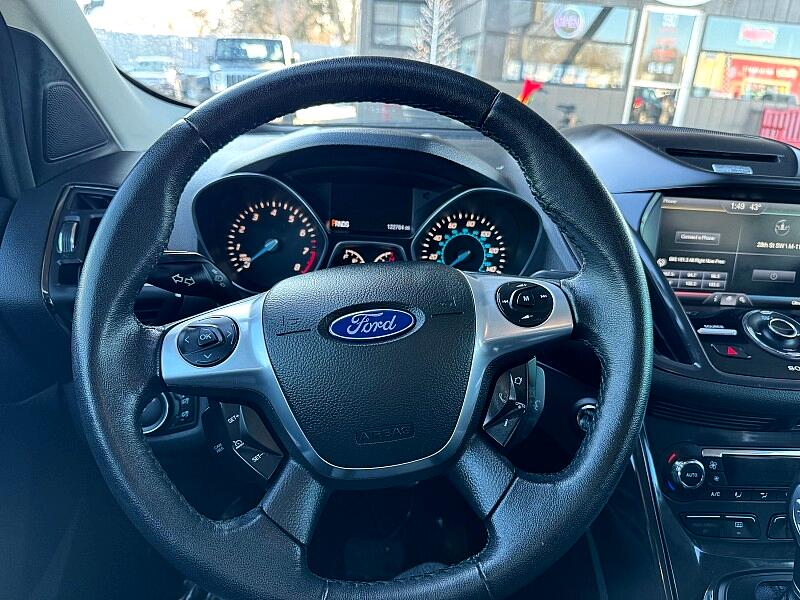 Ford Escape Titanium 4WD 2014