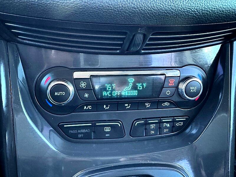 Ford Escape Titanium 4WD 2014