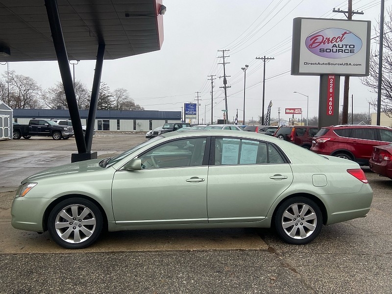 2006 Toyota Avalon XLS's photo
