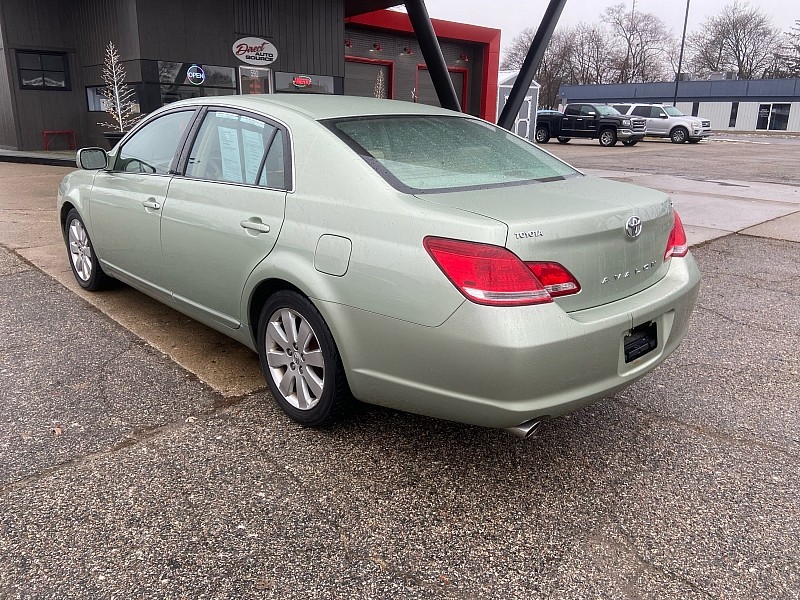 Toyota Avalon XLS 2006